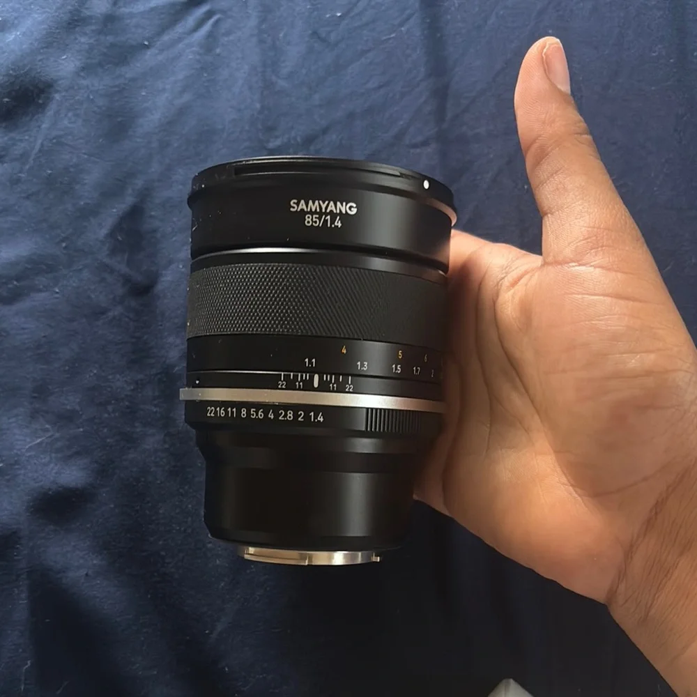 Samya Black 85mm F1.4 Lens for Cameras